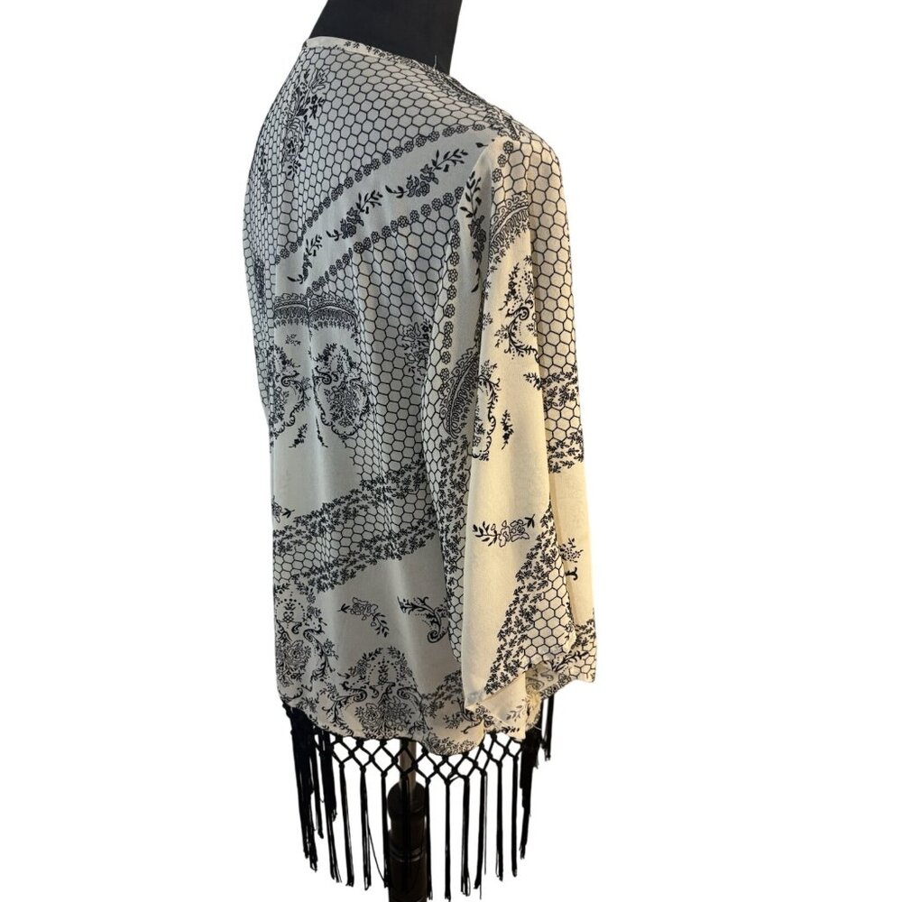 Boho Open Front Kimono With Black Fringe Trim & Floral Print Ivory & Black Light - Picture 6 of 11